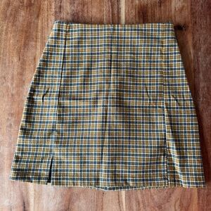 Brandy Melville Checkered Skirt in Tan and Black